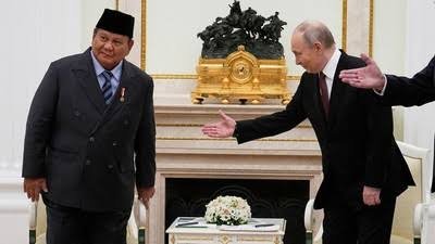 Putin Tawarkan Kapal Raksasa Mutakhir 102 Meter ke Indonesia, Prabowo Langsung Kirim Tim!